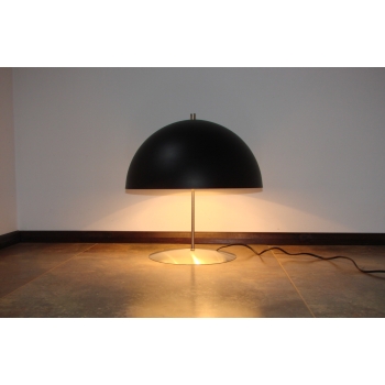 lampa kopuła czarna minimalistyczna